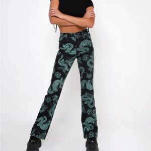 NWT Motel Zoven Asian Snake Print High Waist Flared Jeans Pants, Small